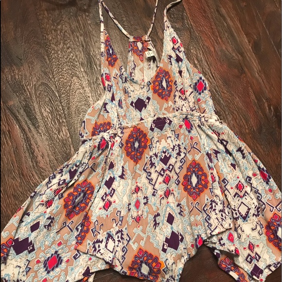 A-line jagged edge Tank - Picture 1 of 2